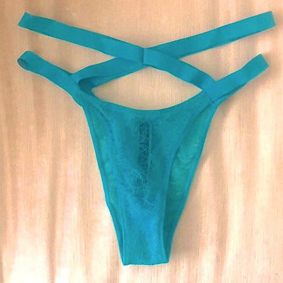 NWOT Victoria’s Secret Lace Brazilian Panty, S - Picture 3 of 4